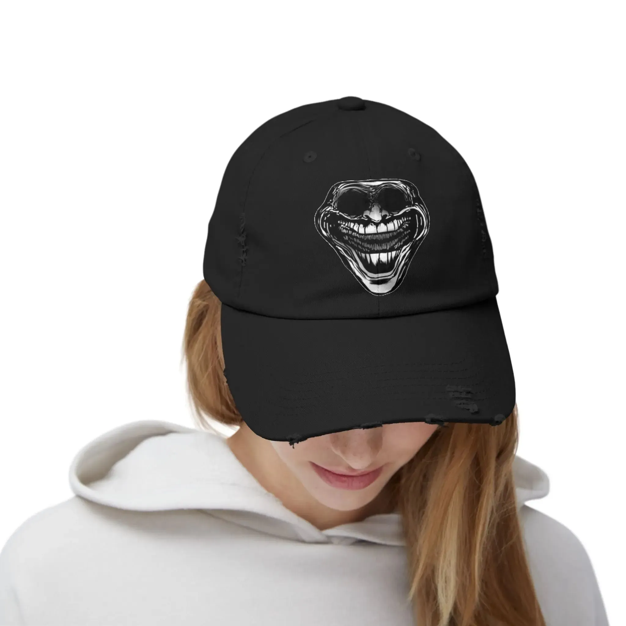 MEN'S AND WOMEN'S Distressed Cap with Grinning Joker Graphic - Perfect for Casual Wear and Halloween