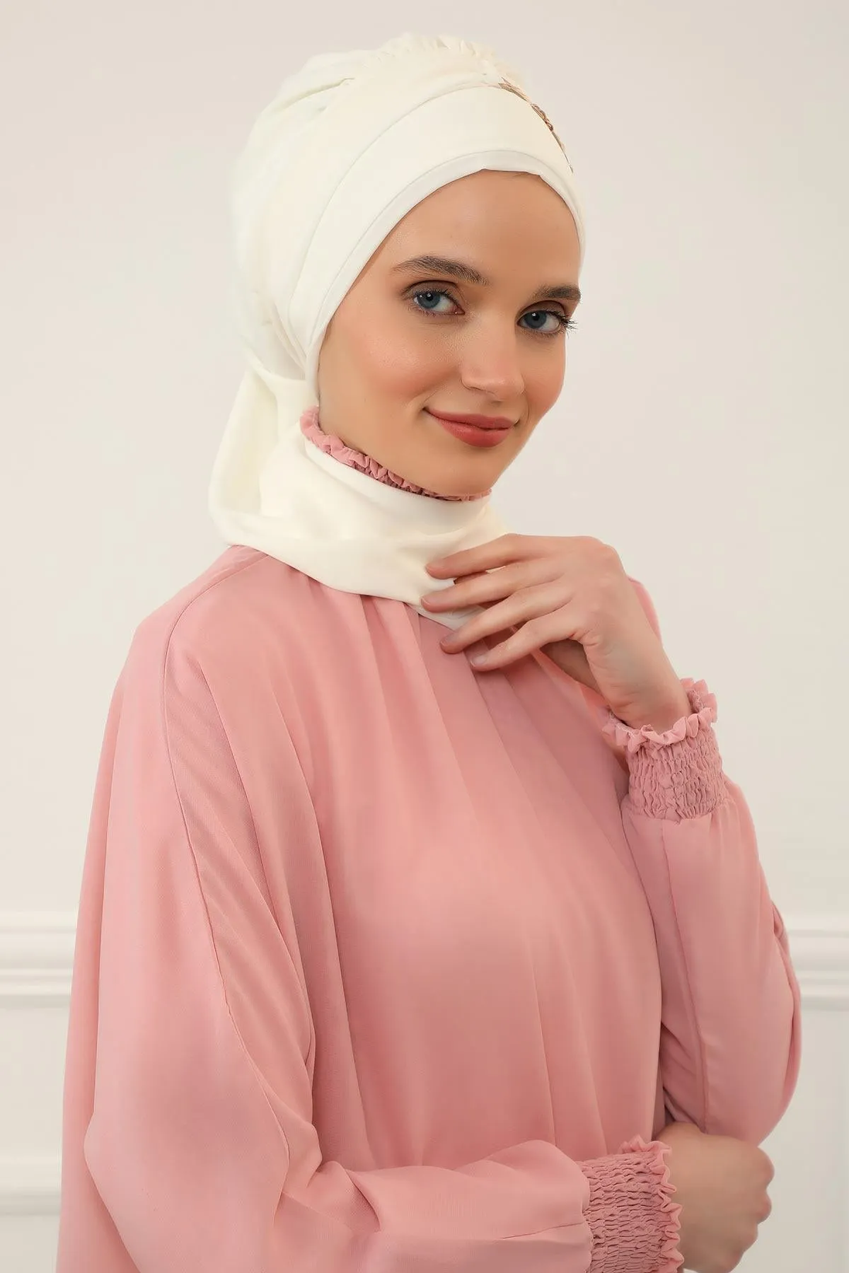 Stylish Instant Turban with Elegant Gold Chain Detail made from High Quality Chiffon Fabric, Breathable Headscarf Turban For Women,HT-28